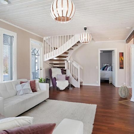 רובניימי Villa Sandra מראה חיצוני תמונה