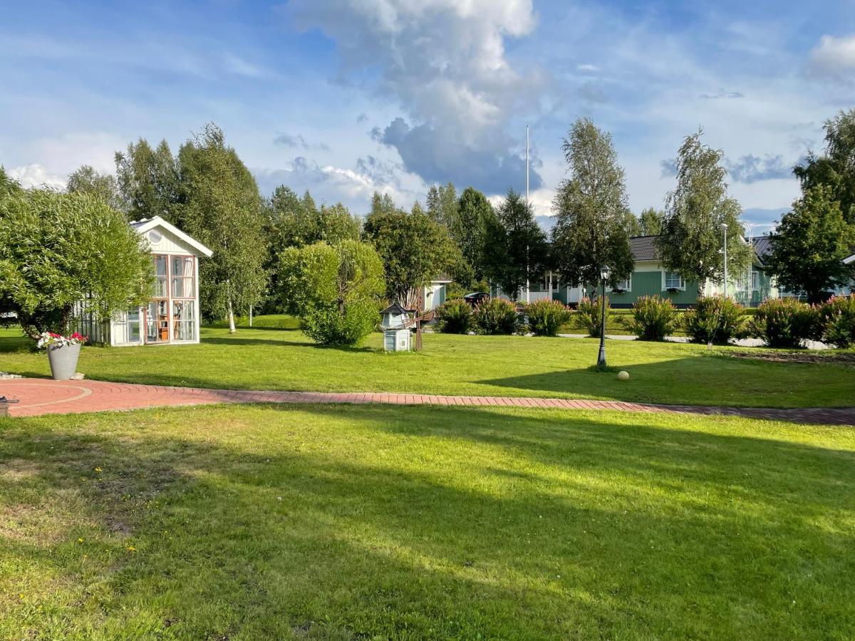 רובניימי Villa Sandra מראה חיצוני תמונה
